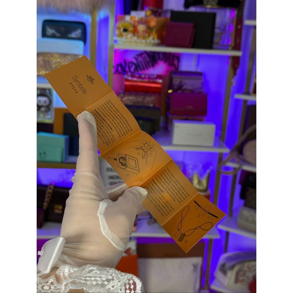 New In Box HERMES Symbole 2000 Symbol Plate Pendant Necklace Pair - Picture 11 of 12